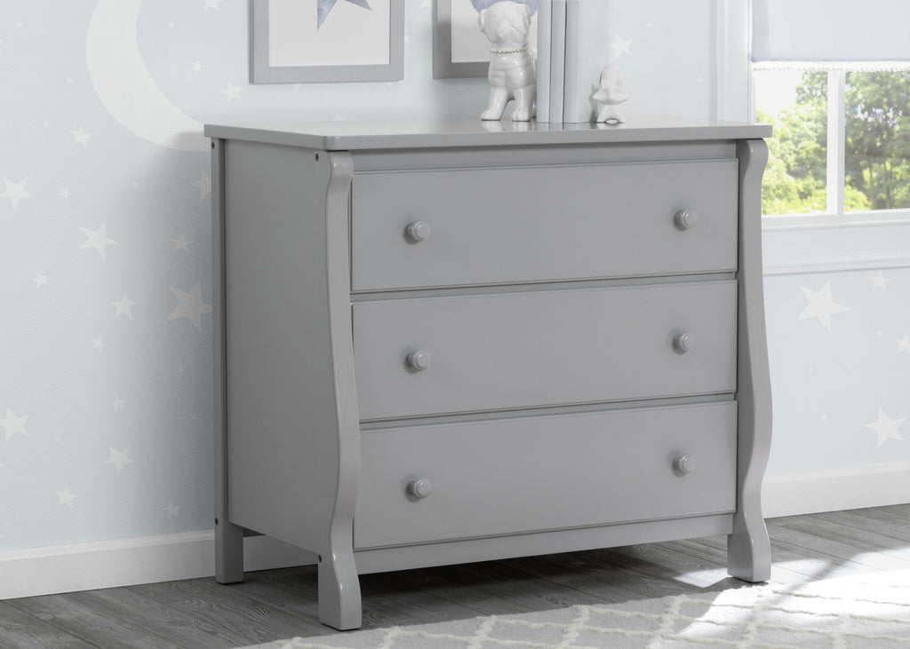Universal 3 Drawer Dresser