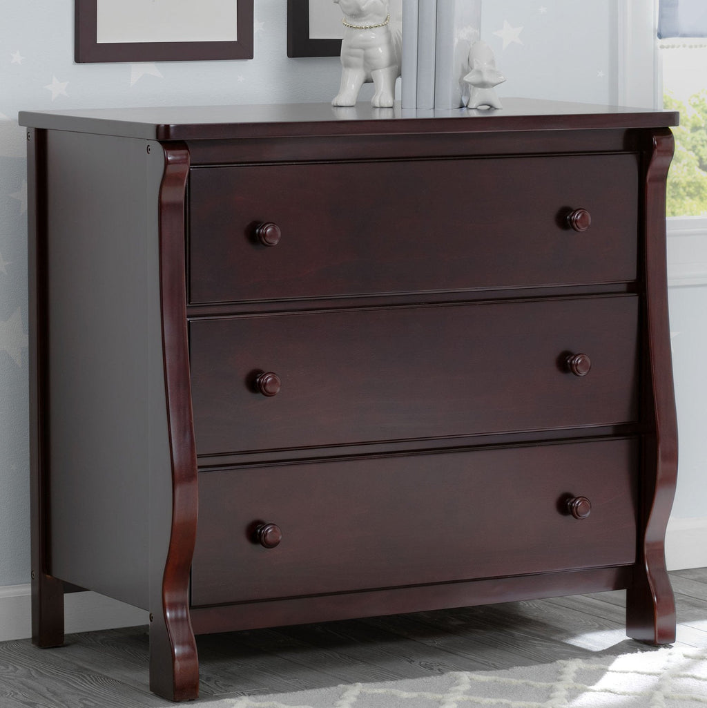 Universal 3 Drawer Dresser